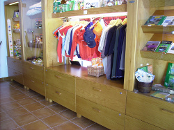 Tienda de recuerdos 2