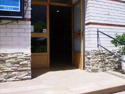 Puerta de acceso a un edificio